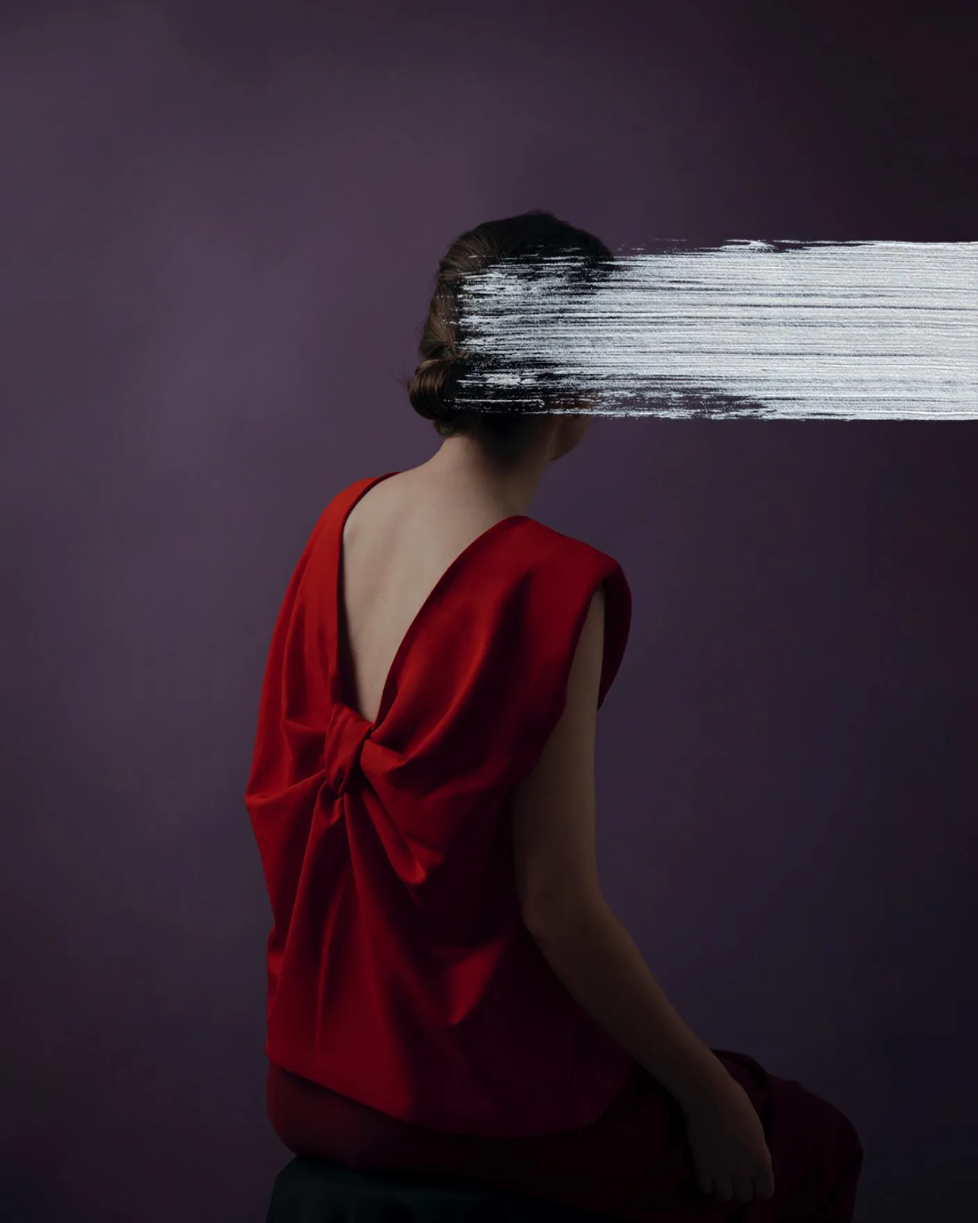 Andrea Torres Balaguer 绘画介入超现实肖像摄影作品